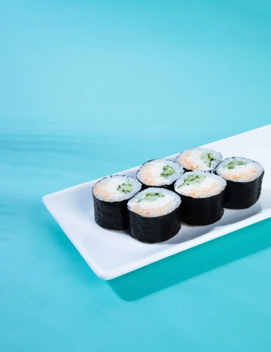 Maki Roll with Crab and Cucumber Spicy